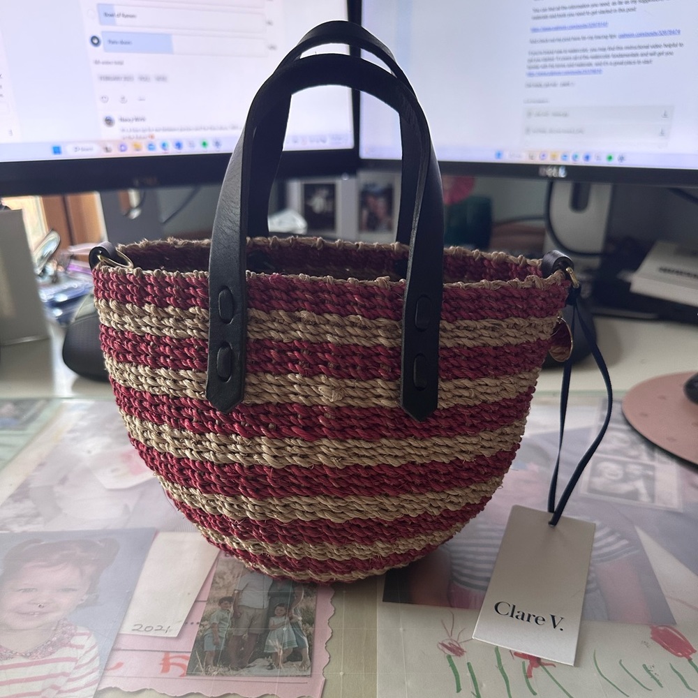 Clare V. Petite Woven Straw Bag Navy Tan Red Striped Bohemian brand New With Tag